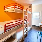 Hotelf1 Paris Denis Stade Hotel *