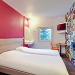 Hotelf1 Paris Denis Stade Ξενοδοχείο *