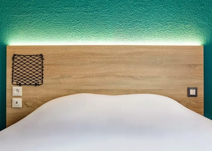 Hotel Hotelf1 Paris Denis Stade