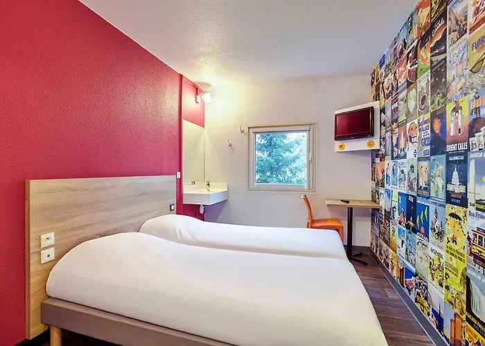 Hotelf1 Paris Denis Stade Hotel *